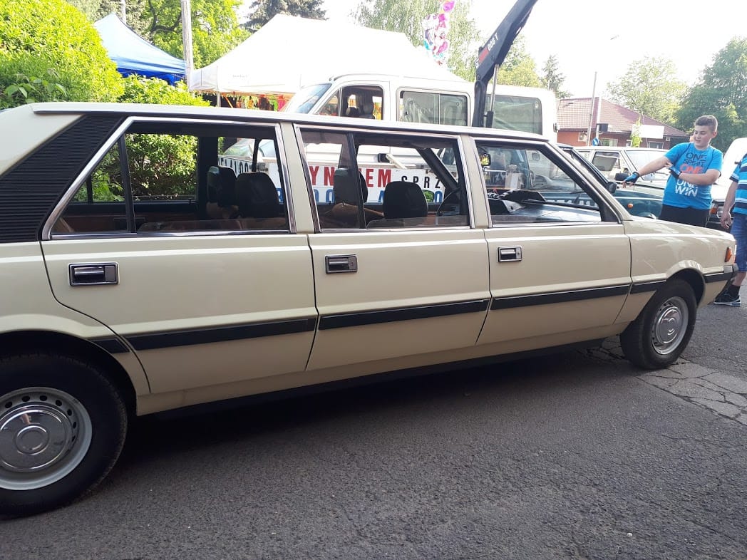 You are currently viewing m MIT w Piastowie i 40 lat poloneza