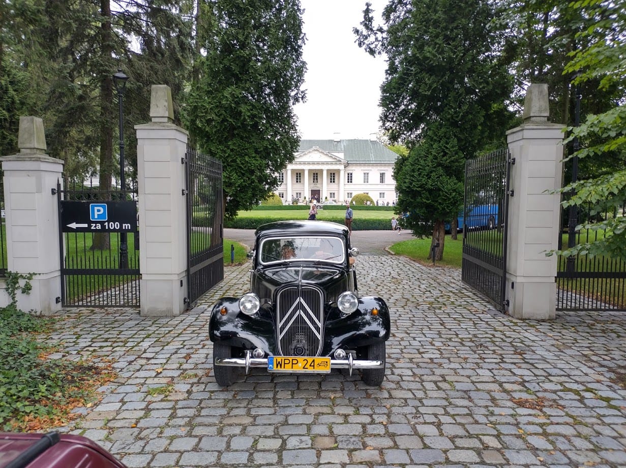 You are currently viewing 2 pałacowy rajd automobilowy